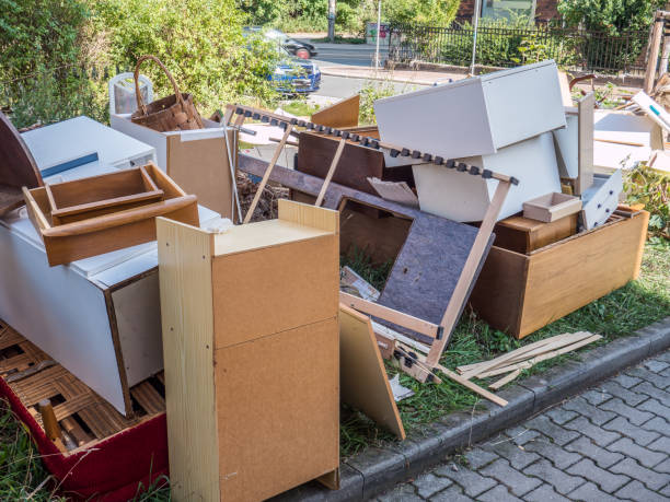 Best Yard Cleanup Services  in Teays Valley, WV